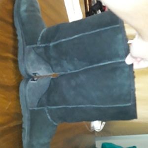 Tall black Uggs